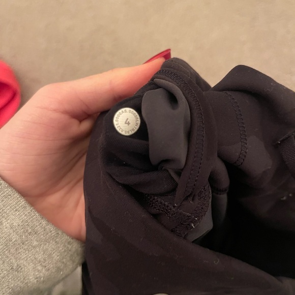 Lululemon Wunder Train high-rise short 8’ - Picture 5 of 6